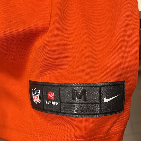 Men’s Chicago Bears Justin Fields Nike Orange Limited Jersey - Picture 2 of 5